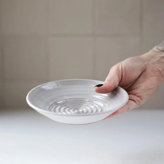 Garlic Plate in White