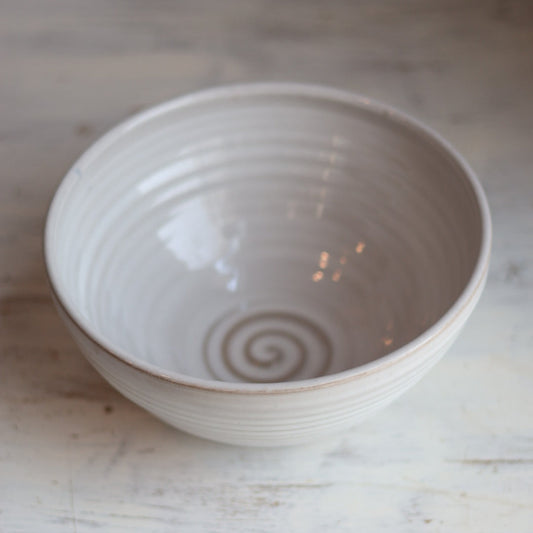 Serving Bowl in White